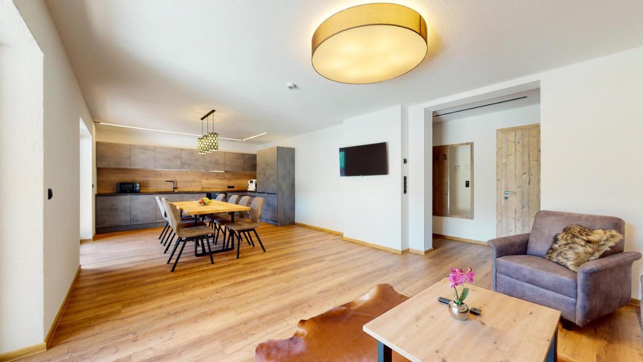 Pitzplus Appartements Sankt Leonhard im Pitztal Luaran gambar