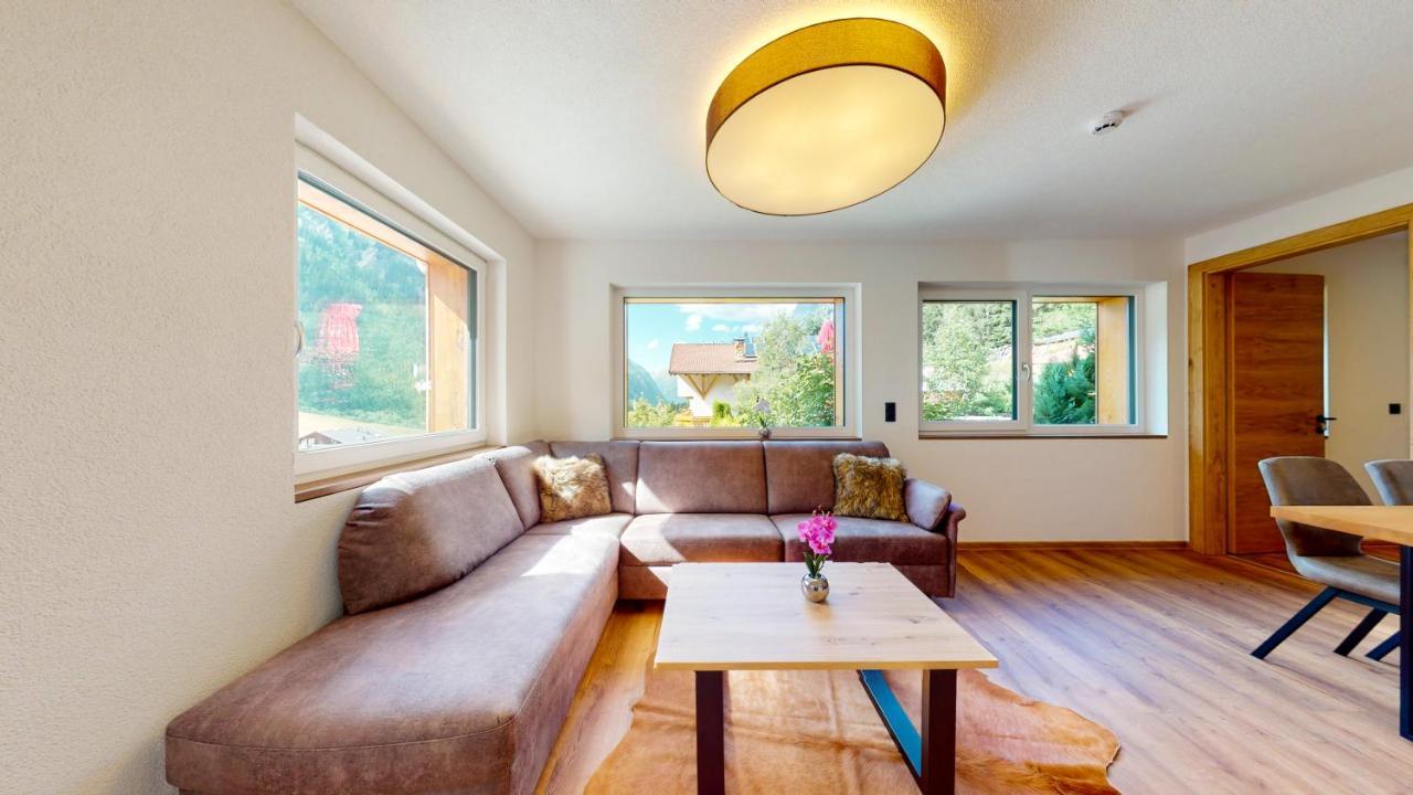 Pitzplus Appartements Sankt Leonhard im Pitztal Luaran gambar