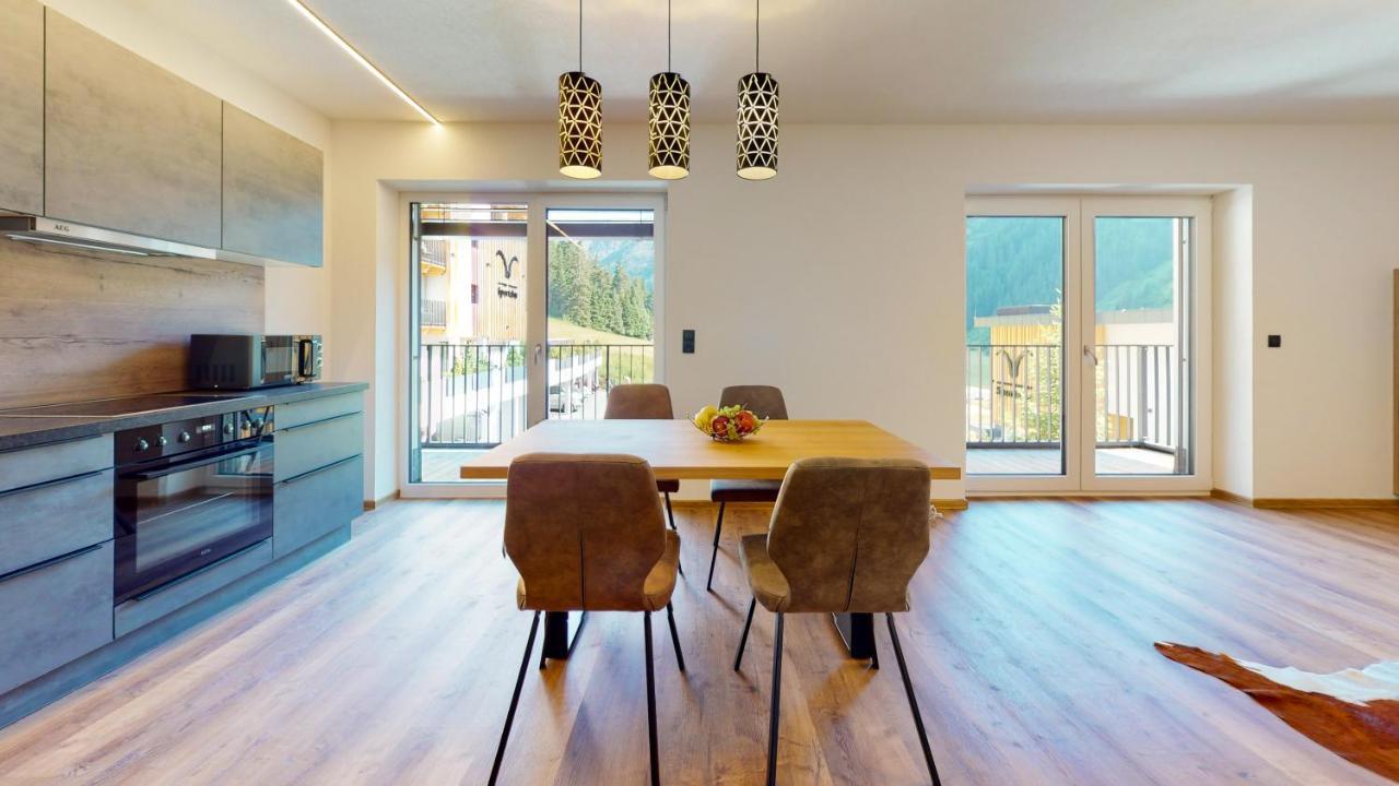 Pitzplus Appartements Sankt Leonhard im Pitztal Luaran gambar